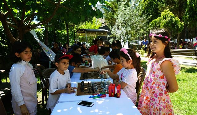 KAÇSAM’da Sanatla Büyüyen Çocukların Mezuniyet Coşkusu