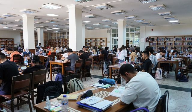 Kütüphaneler Sınavlara Hazırlanan Gençlerin Vazgeçilmez Adresi Oldu