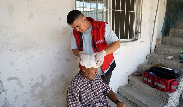 Kahramanmaraş’ta Yalnız Yaşayan Yaşlı Vatandaşlar Bayrama Hazırlandı