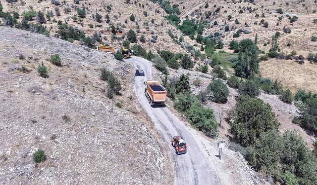 Afşin’de Bir Grup Yolu Daha Yapılıyor…