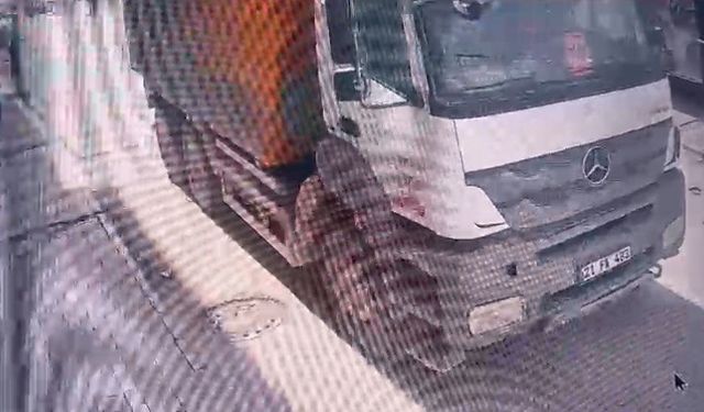 Kahramanmaraş’ta Yola Hafriyat Döken Kamyon Sürücüsüne 218 Bin Lira Ceza Kesildi