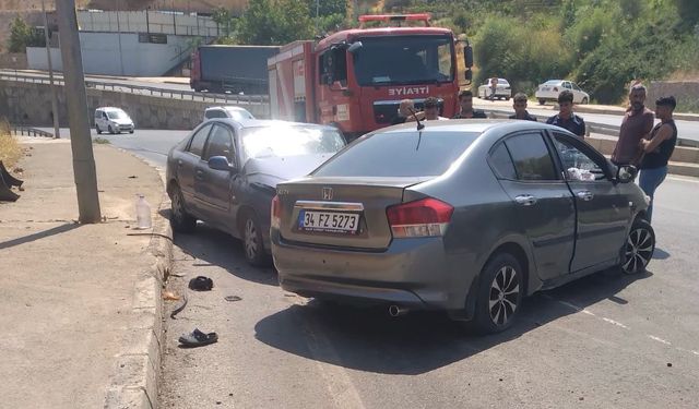 Kahramanmaraş’ta iki otomobil çarpıştı: 2 yaralı