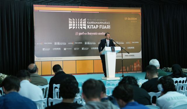 AYM Üyesi Kenan Yaşar, Kitap Fuarı’nda Hukuk ve Edebiyat İlişkisini Ele Aldı