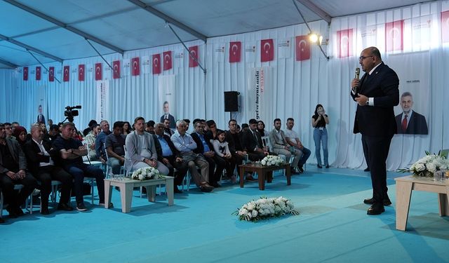 Milletvekili Şahin, Kitap Fuarı’nda “Türk Dış Politikası ve Ortadoğu” Konusunu Değerlendirdi