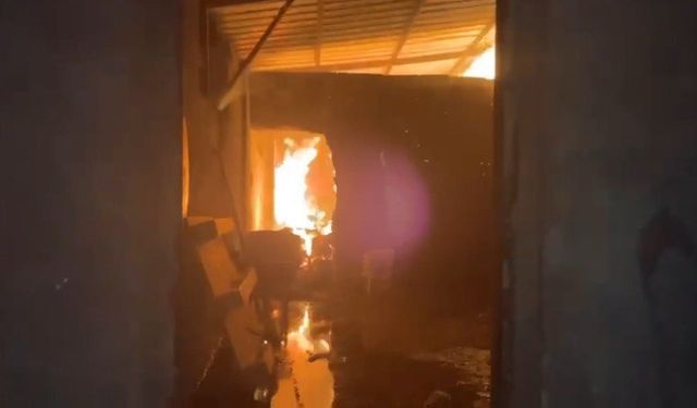 Kahramanmaraş’ta ahır yangını: 5 büyükbaş hayvan telef oldu