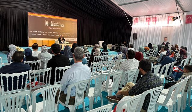 Kitap Fuarı, Son Gününde Taha Kılınç Söyleşisiyle Devam Etti