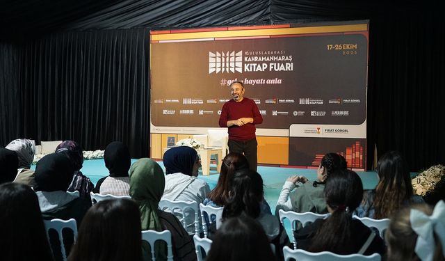 Tufan Gündüz, Kitap Fuarı’nda Tarihin Kapılarını Araladı