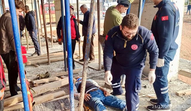 Kahramanmaraş’ta İnşaat İskelesinden Düşen İşçi Yaralandı