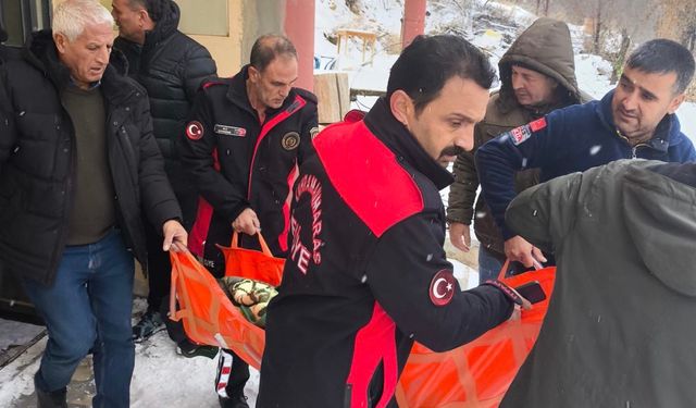 Kahramanmaraş’ta Ev Yangını: 1 Kişi İtfaiye Tarafından Kurtarıldı