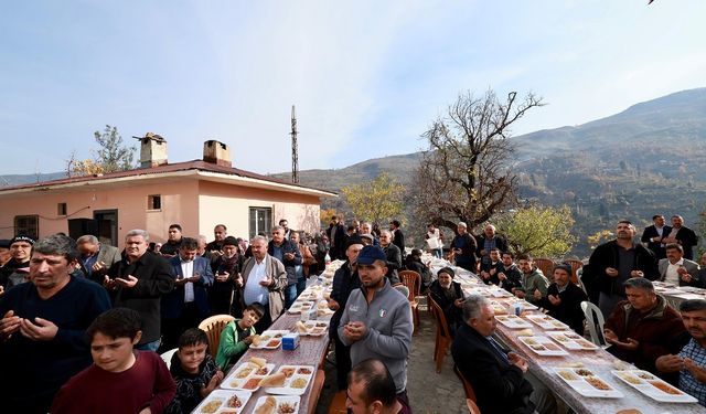 Başkan Toptaş’tan Batı Mahallelerine Çıkarma