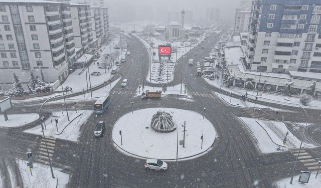 Kar Yağışı Sonrası Arterlere Anında Müdahale