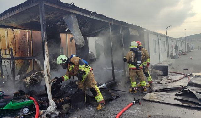 Kahramanmaraş’ta konteyner yangını korkuttu