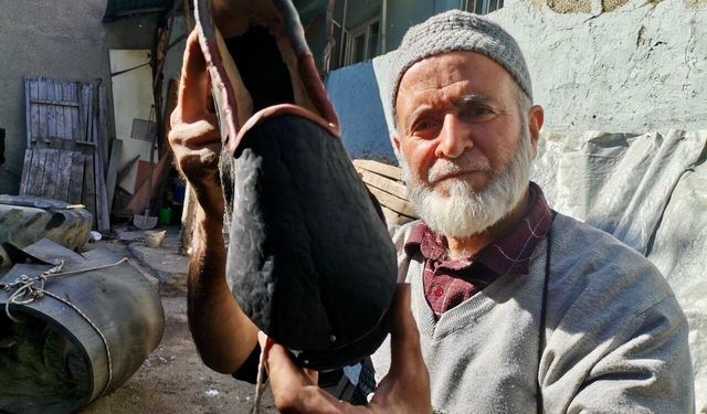 Kahramanmaraş’ta Yarım Asırlık Yemeni Ustası Teknolojiye Direniyor