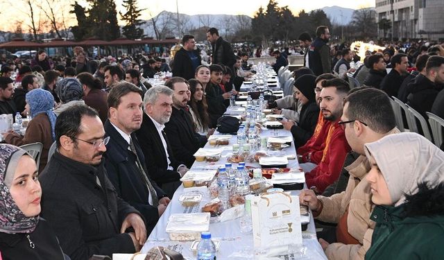 Başkan Görgel, “Her Çalışmamızın Merkezine Gençlerimizi Alıyoruz”