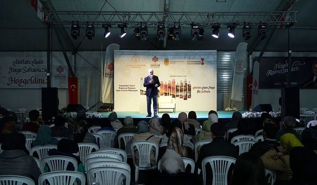 Emin Ay, Ramazan’ın İnsan ve Toplum Üzerindeki Etkilerini Anlattı