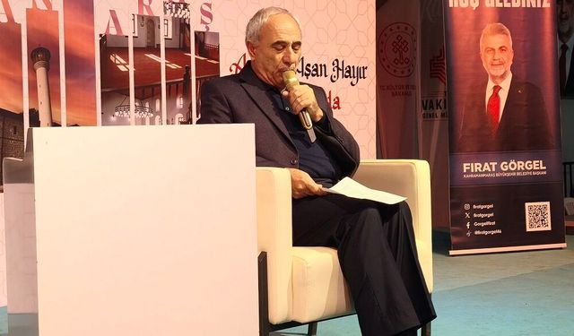 Nurullah Genç, Ramazan Akşamını Şiirleriyle Süsledi