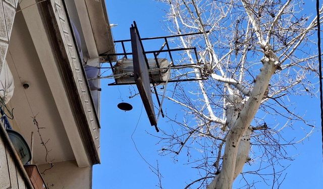 Kahramanmaraş’ta şiddetli rüzgar