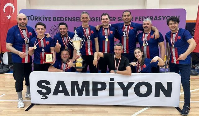 Oturarak Voleybol Takımı Süper Lig’de Namağlup Şampiyon