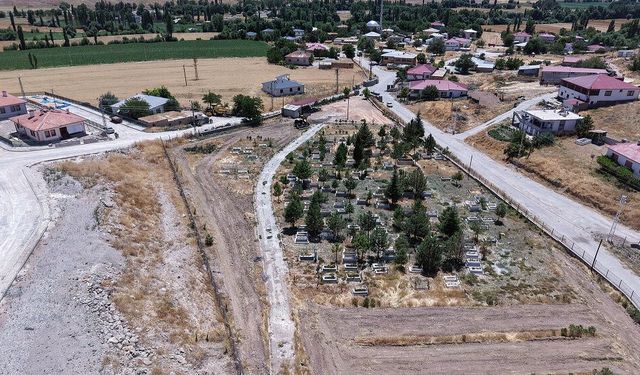 Elbistan Gündere Mezarlığı’nın Çehresi Yenileniyor