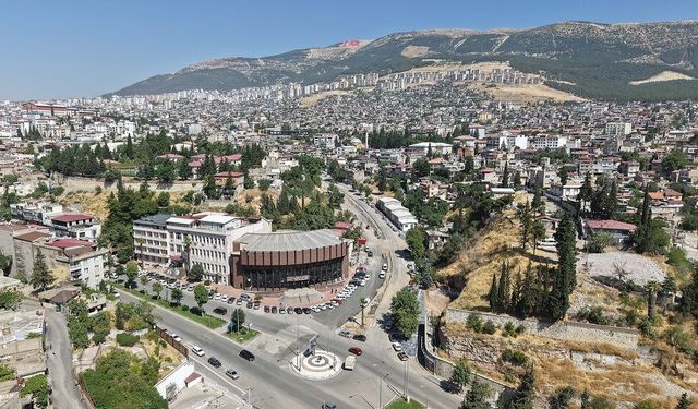 Nursultan Nazarbayev Bulvarı’nda Dönüşüm Sürüyor