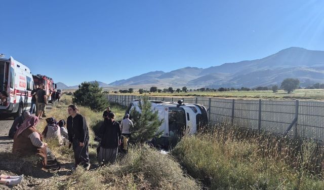Kahramanmaraş’ta tarım işçilerini taşıyan araç devrildi: 19 yaralı