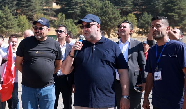Kahramanmaraş Semalarında Paraşüt Şöleni