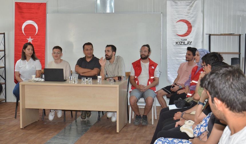 Türk Kızılay’ın Elbistan’da YKS’ye Hazırladığı Öğrenciler Hedeflerine Ulaştı