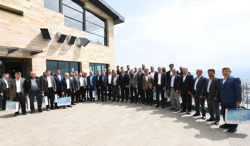 Başkan, Onikişubat’ın Muhtarlarıyla Bir Araya Geldi