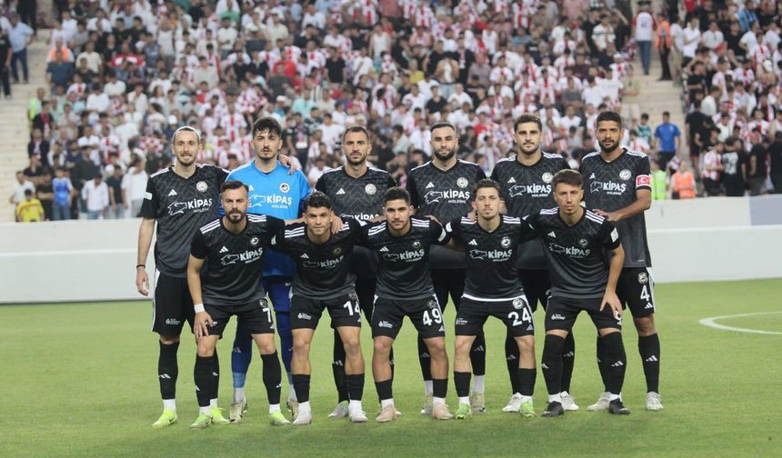 Akedaş Kahramanmaraş İstiklalspor, 3. Lig Play-Off Finali'nde Antalya'da Tarih Yazdı: TFF 2. Lig’e Yükseldi!