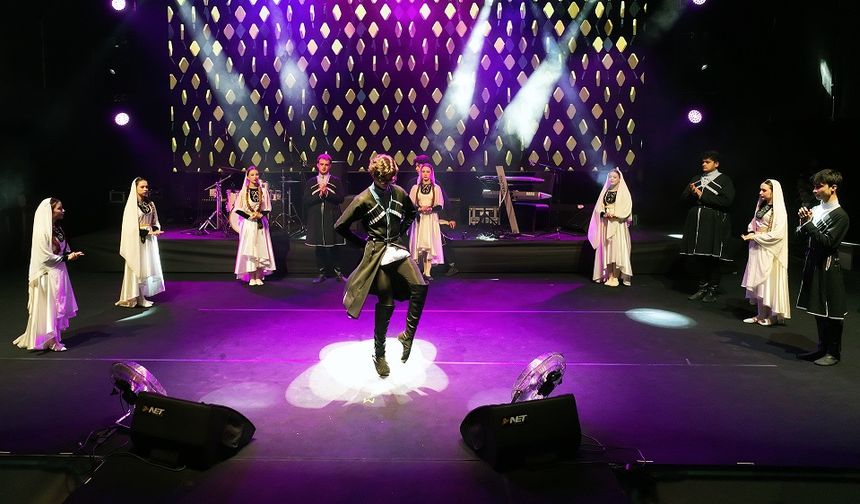 Geleneksel Ağustos Fuarı’nda Kafkasya Rüzgârı Esti