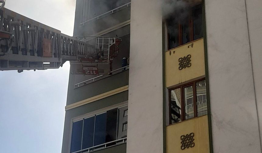 Kahramanmaraş’ta 13 Katlı Binada Korkutan Yangın