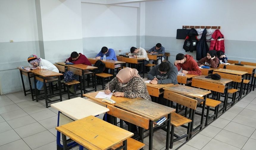 Büyükşehir, Gençleri Sınav Maratonuna Hazırlıyor