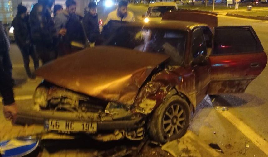 Kahramanmaraş’ta Trafik Kazası: 1’i Çocuk 4 Yaralı