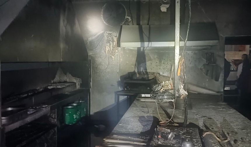 Kahramanmaraş’ta işyeri yangınında 4 kişi dumandan etkilendi