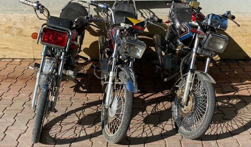 Kahramanmaraş’ta motosiklet hırsızları yakalandı