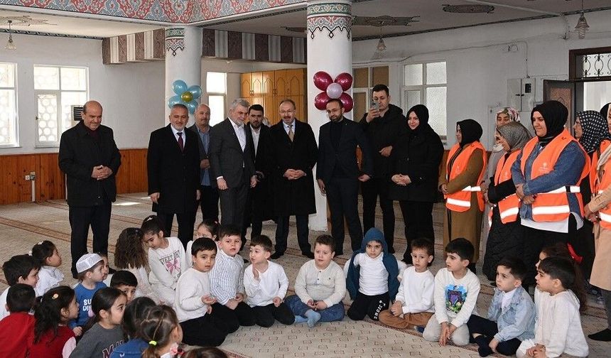 Başkan Görgel, Miniklerin Tekne Orucu Heyecanına Ortak Oldu