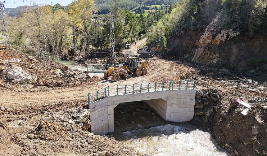 Andırın Kırsalında Ulaşıma Güç Katacak Yeni Köprü