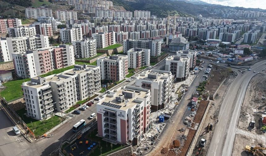 Aileler Doğukent’teki Yuvalarına Bir Bir Taşınıyor…