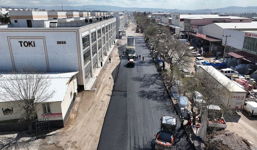 Toptancılar Sitesinin Yolları Yenileniyor