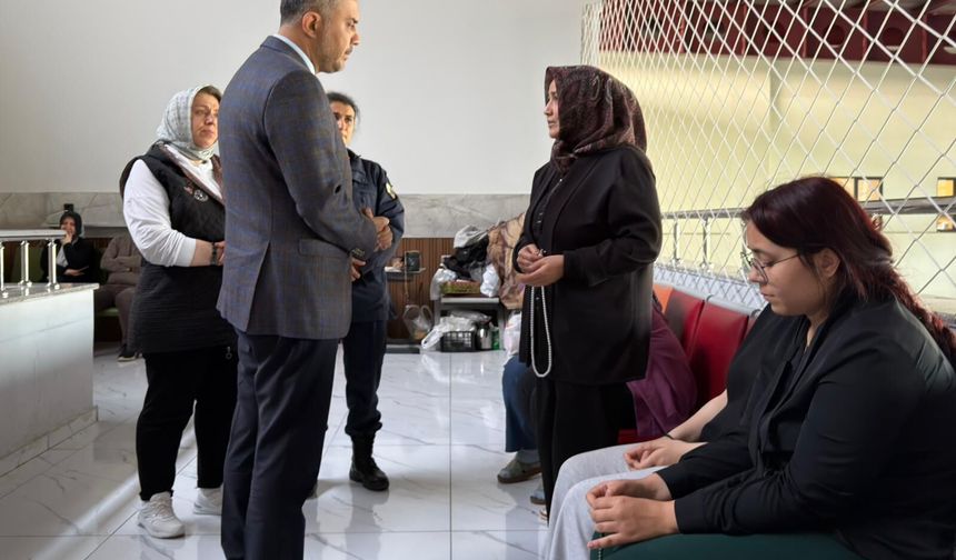 Toptaş, okul saldırısında yaralanan öğrenciler ve ailelerini ziyaret etti