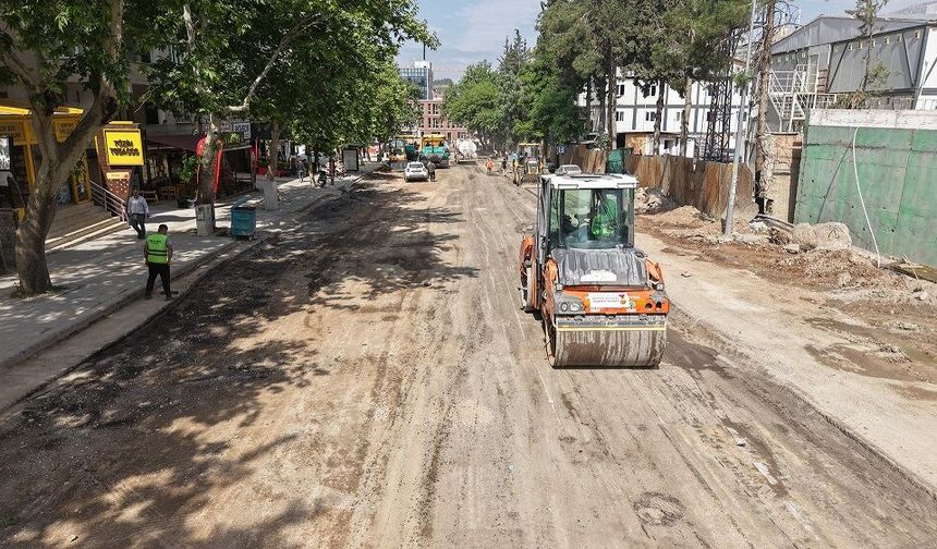 Cahit Zarifoğlu Caddesi’nde Kapsamlı Yenileme Çalışması Başlatıldı