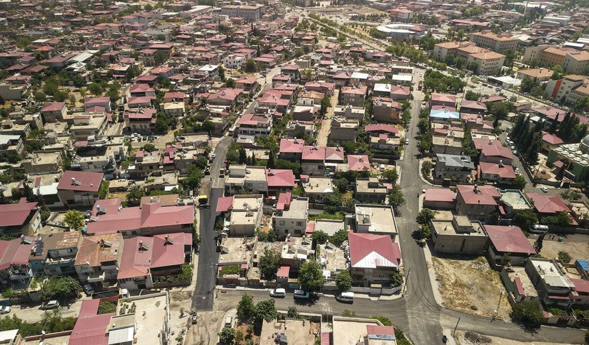 Büyükşehir, Dulkadiroğlu Yavuz Selim Mahallesi’nde Asfalt Mesaini Durmaksızın Sürdürüyor