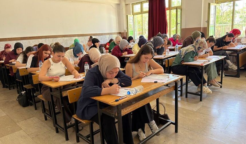 Pusula Maraş’ın KPSS Deneme Sınavı Gerçekleştirildi