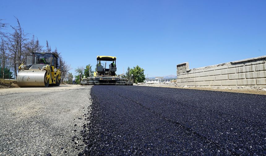 Türkoğlu Kılılı’ya 12 Milyonluk Asfalt Yatırımı