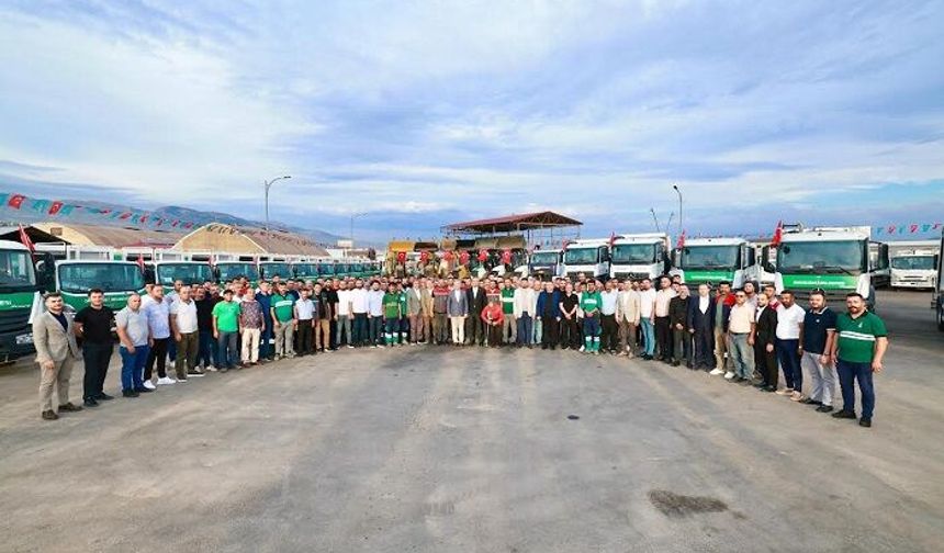 Onikişubat Belediyesi’nin 200 Milyon TL’lik yatırımla 30 yeni hizmet aracı göreve başladı