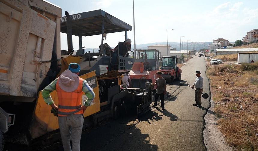 Büyükşehir’den Pazarcık’a 150 Milyon TL’lik Asfalt Yatırımı