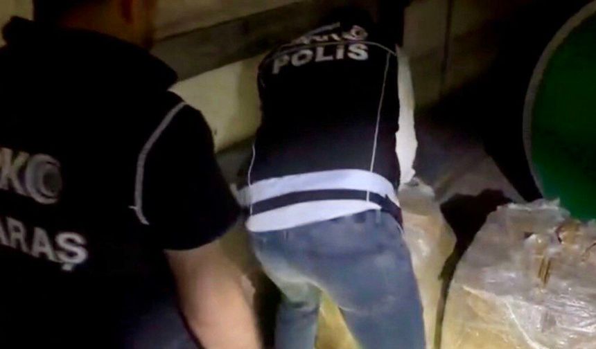 Kahramanmaraş’ta tek operasyonda 243 bin sentetik ecza hap ele geçirildi