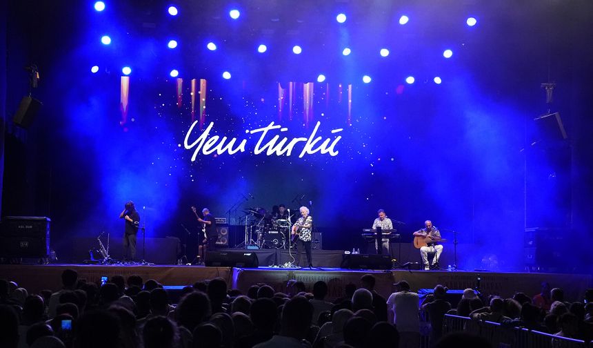 Geleneksel Ağustos Fuarı, Yeni Türkü Konseriyle Renklendi