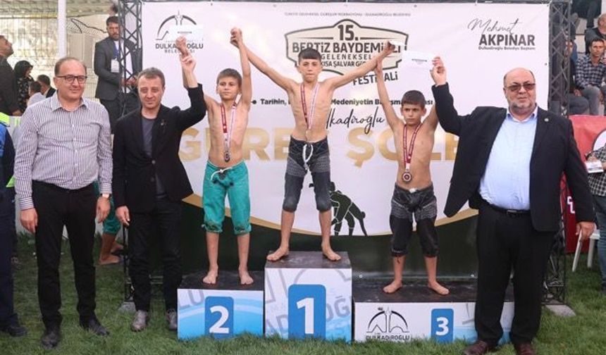 Bertiz’de Er Meydanı Şenlendi: 15. Geleneksel Baydemirli Güreş Festivali’ne Yoğun İlgi