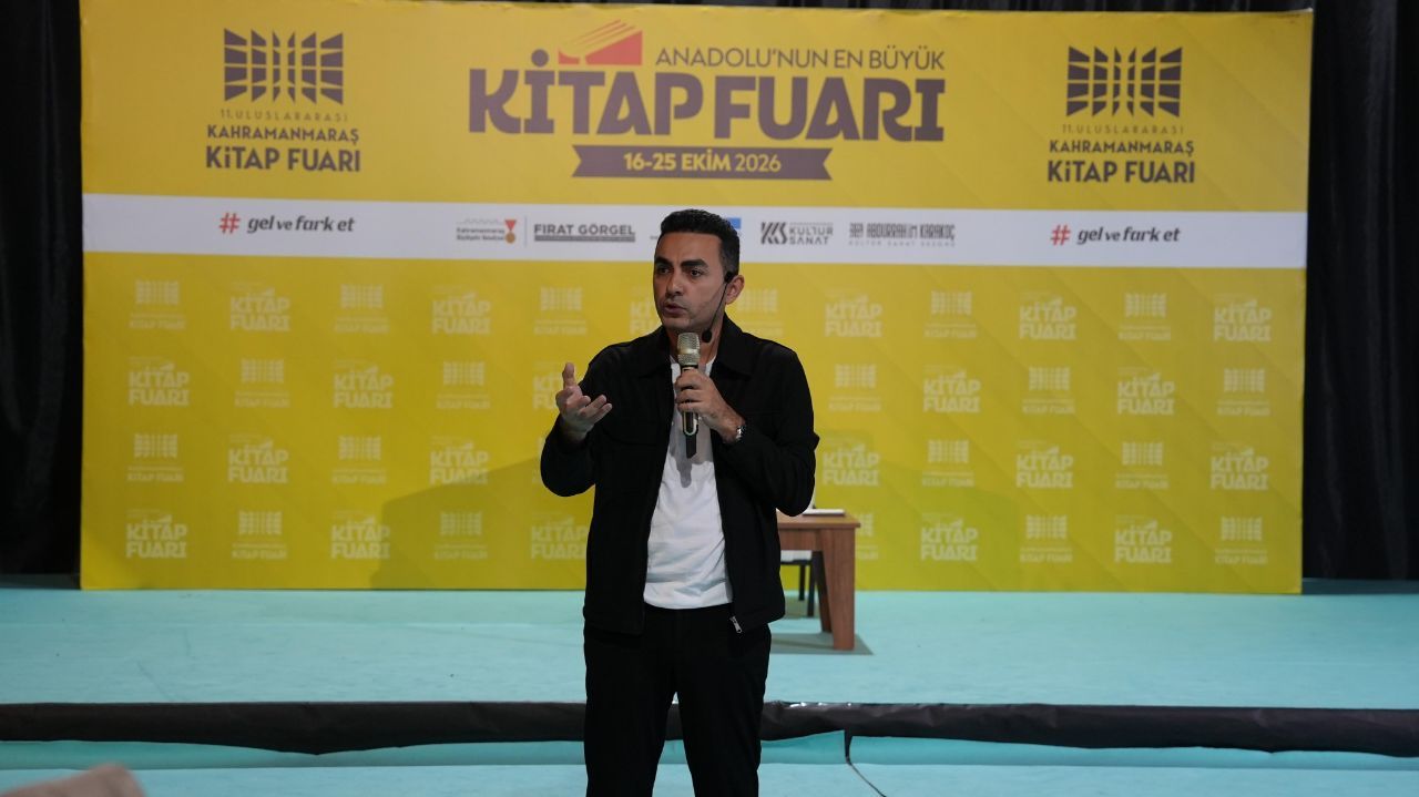 Beyhan Budak, Kitap Fuarı’nda Sağlıklı Aile İlişkilerinin Önemini Anlattı